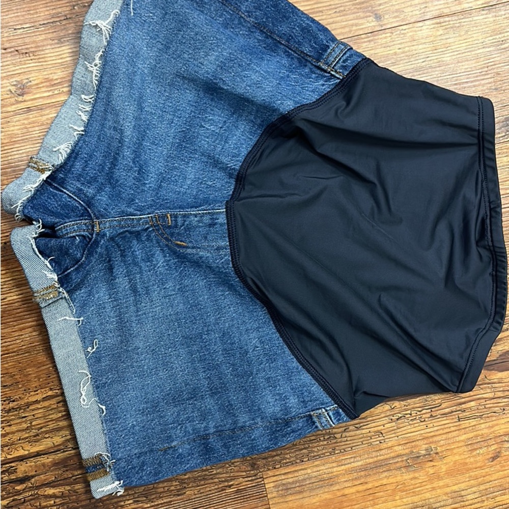 Madewell maternity shorts size 24